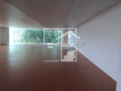 Local en Avenida CERDANYOLA   A LOCAL 15, Sant Cugat del Vallès Barcelona