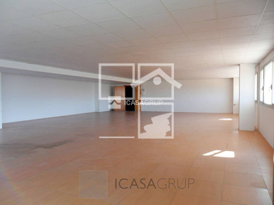 Inmueble en Avenida CERDANYOLA   A LOCAL 15, Barcelona