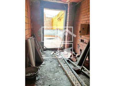 Local en Calle Sant Isidre Número 26  , Rubí Barcelona