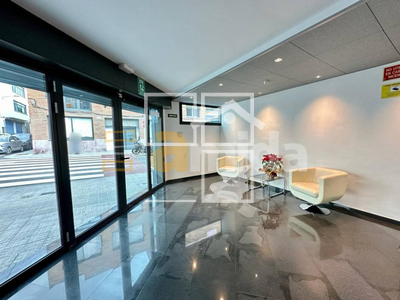 Local en Esplugues de Llobregat Barcelona