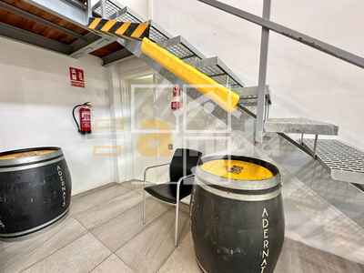 Local en Esplugues de Llobregat Barcelona