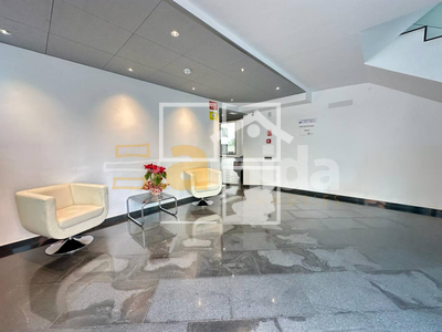 Local en Esplugues de Llobregat Barcelona