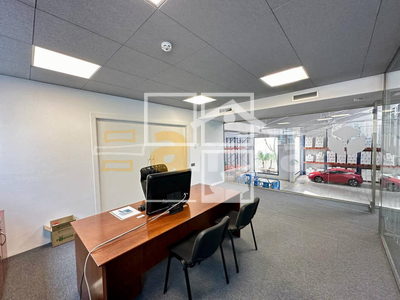 Local en Esplugues de Llobregat Barcelona