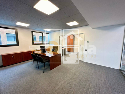 Local en Esplugues de Llobregat Barcelona