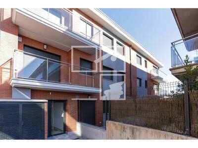 Local en de la Serra, Roda de Ter Barcelona