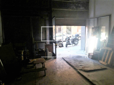 Local en Calle Prat de la Riba Número 18  , Santa Coloma de Gramanet Barcelona