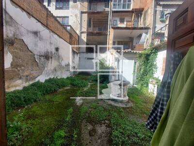 Local en Sant Joan, Manlleu Barcelona