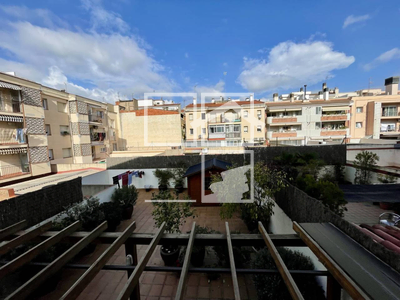 Local en Avenida Jacquard    , Terrassa Barcelona