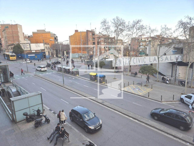 Local en Avenida Marquès de Sant Mori   181 2º, Badalona Barcelona