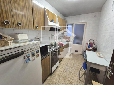 Local en Avenida Marquès de Sant Mori   181 2º, Badalona Barcelona