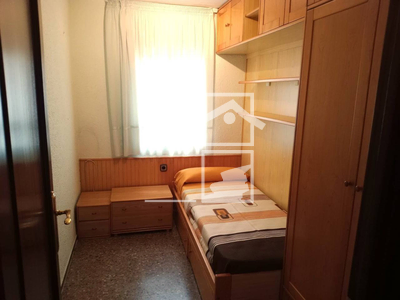 Local en Calle Sicília    , Santa Coloma de Gramanet Barcelona