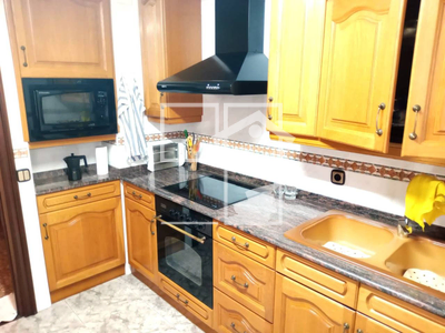 Local en Calle Sicília    , Santa Coloma de Gramanet Barcelona