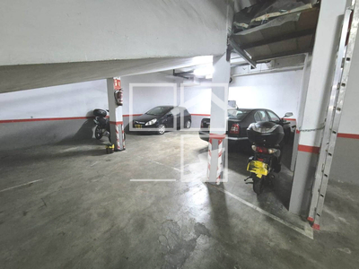 Local en Calle Ingeniero Deulofeu    , Badalona Barcelona