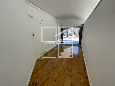 Local en Calle Font Vella    bajos, Terrassa Barcelona