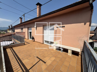 Local en Olot Girona