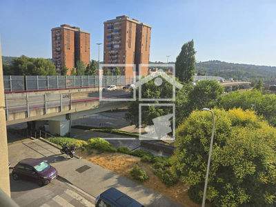 Local en Avenida Santa Eulàlia    2º, Terrassa Barcelona