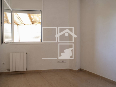 Local en Santa Pau Girona