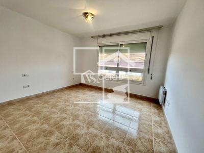 Local en Calle Lluís Puigjaner    4º, Olesa de Montserrat Barcelona