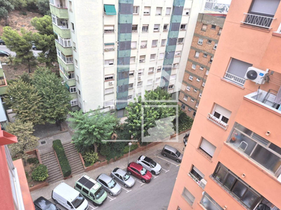 Local en Grupo Virgen de la Salud    8º, Badalona Barcelona