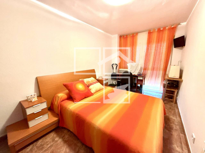 Local en Calle Carrasco i Formiguera    , Terrassa Barcelona