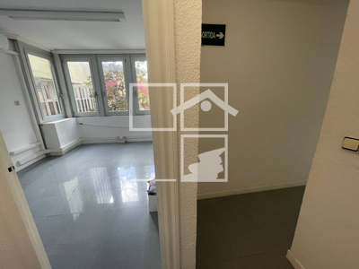 Local en Plaza Josep Maria Folch i Torres    1, Granollers Barcelona