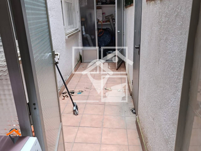 Inmueble en Calle Penedès    Bajo, Barcelona