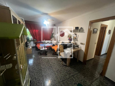 Inmueble en Calle Miquel Servet    , Barcelona