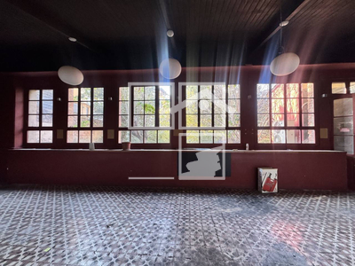 Local en Olot Girona