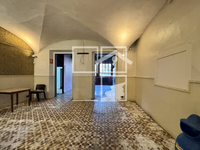 Local en Olot Girona