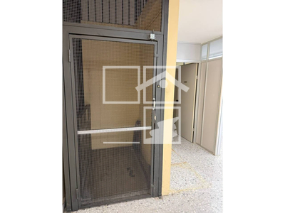 Inmueble en Calle Dibuixant Avellaneda    LOCAL, Barcelona