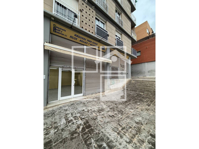 Local en Calle Dibuixant Avellaneda    LOCAL, Terrassa Barcelona