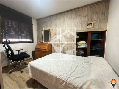 Inmueble en Calle Alps    BAJOS, Barcelona