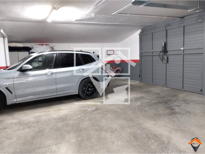 Inmueble en Calle Cremat    , Barcelona