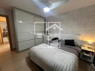 Local en Plaza Josep Sapés Esmendia    , Rubí Barcelona