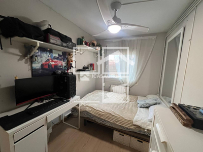 Local en Plaza Josep Sapés Esmendia    , Rubí Barcelona