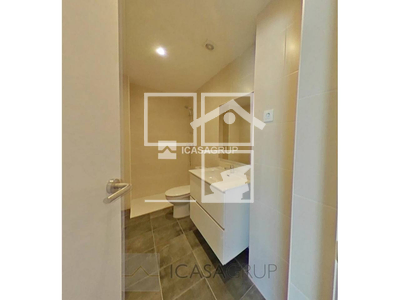 Local en Calle Sant Pere    , Rubí Barcelona