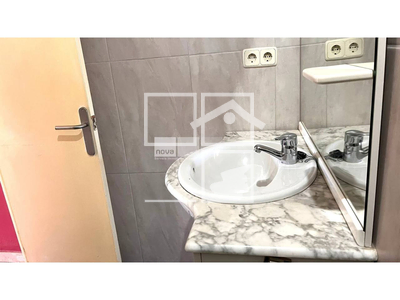 Local en Tona Barcelona