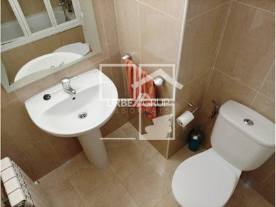 Local en Avenida Francesc Macià    2, Esparraguera Barcelona