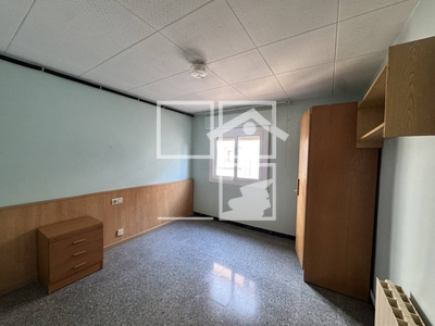 Local en Olot Girona