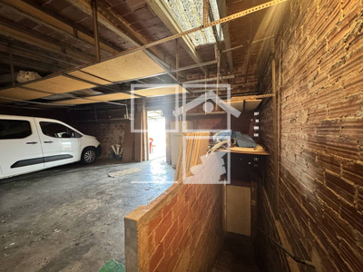 Local en Olot Girona