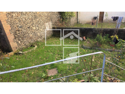 Local en Olot Girona