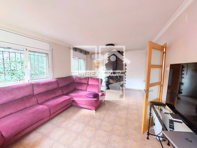 Local en Paseo Estación de Torreblanca    , Vacarisses Barcelona