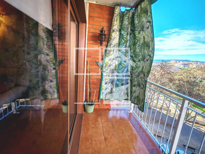 Local en Avenida Can Serra    5, L'Hospitalet de Llobregat Barcelona