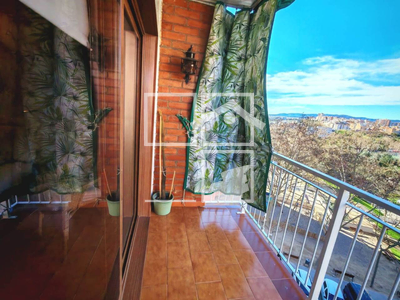 Local en Avenida Can Serra    5, L'Hospitalet de Llobregat Barcelona