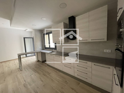 Local en Calle Mig    , Santa Eulalia de Ronsana Barcelona