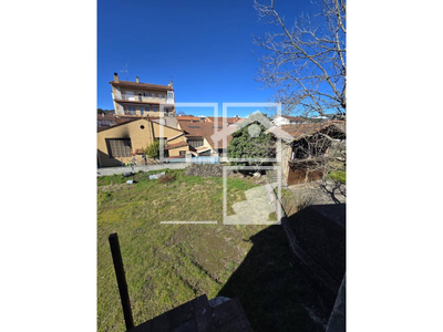 Local en Olot Girona