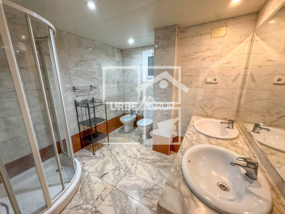 Local en Sant Andreu de la Barca Barcelona