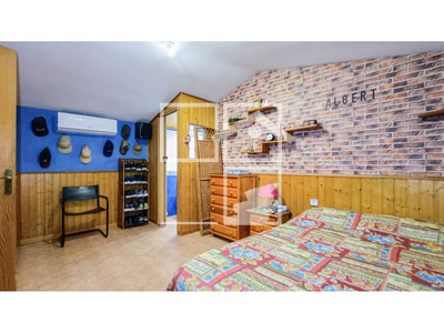 Local en Avenida Sant Josep    , Llinars del Vallès Barcelona