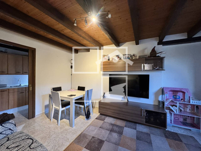 Local en Castellfollit de La Roca Girona