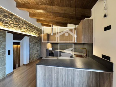 Local en La Vall d'en Bas Girona